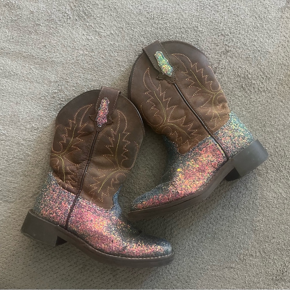 Little girls Cody James cowgirl boots size 13.